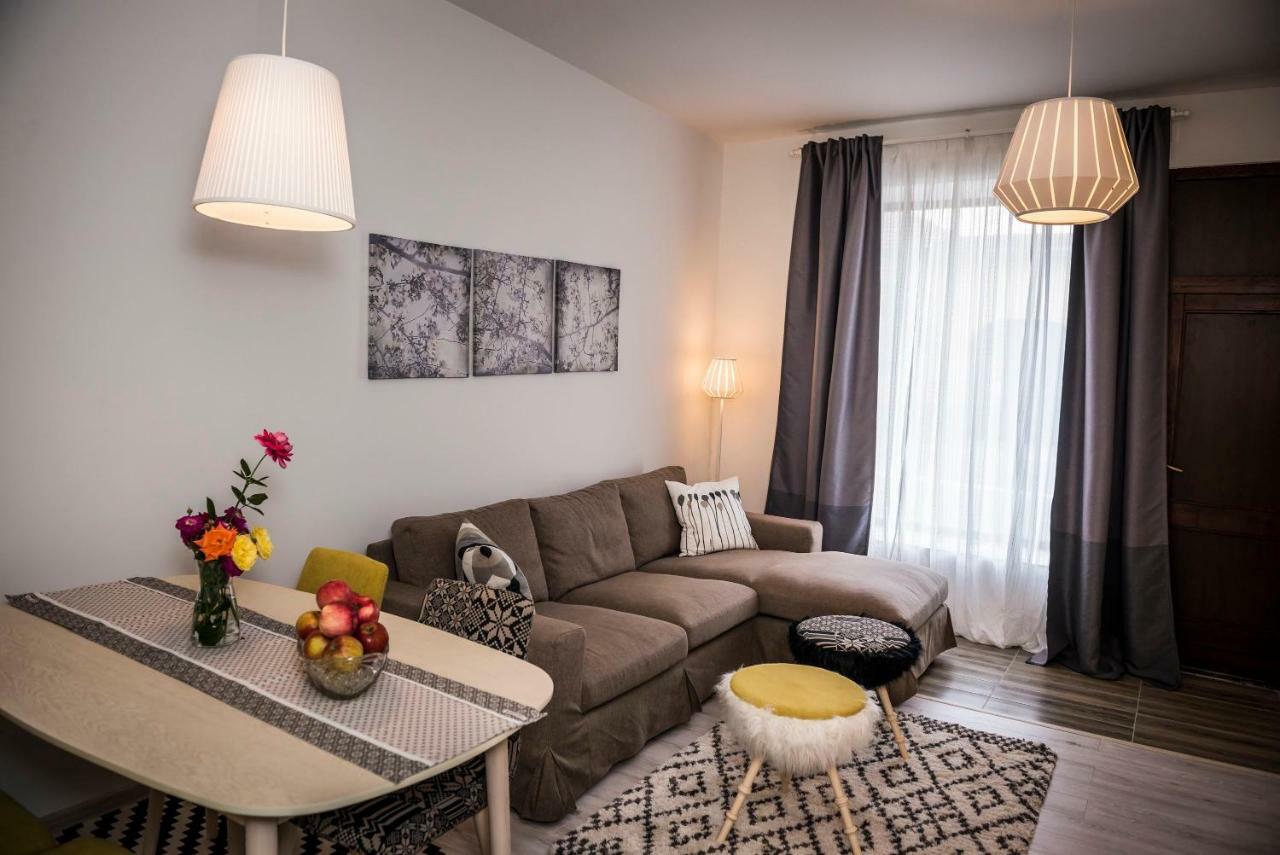 Reghin Guest House Eksteriør billede